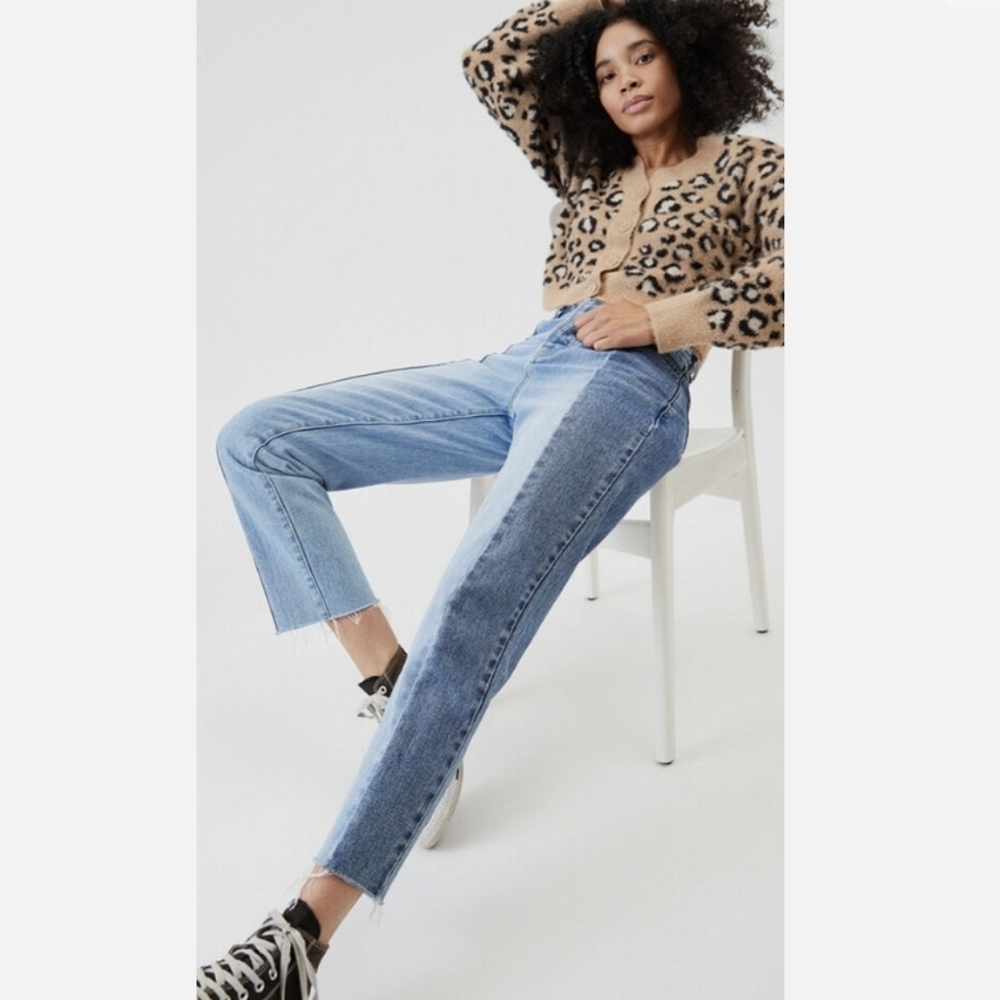 PacSun Two-Tone High Wasted Straight Leg Jeans Size 25/26